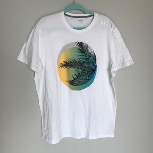 Men's OLD NAVY graphic t-shirt size XL NWT!